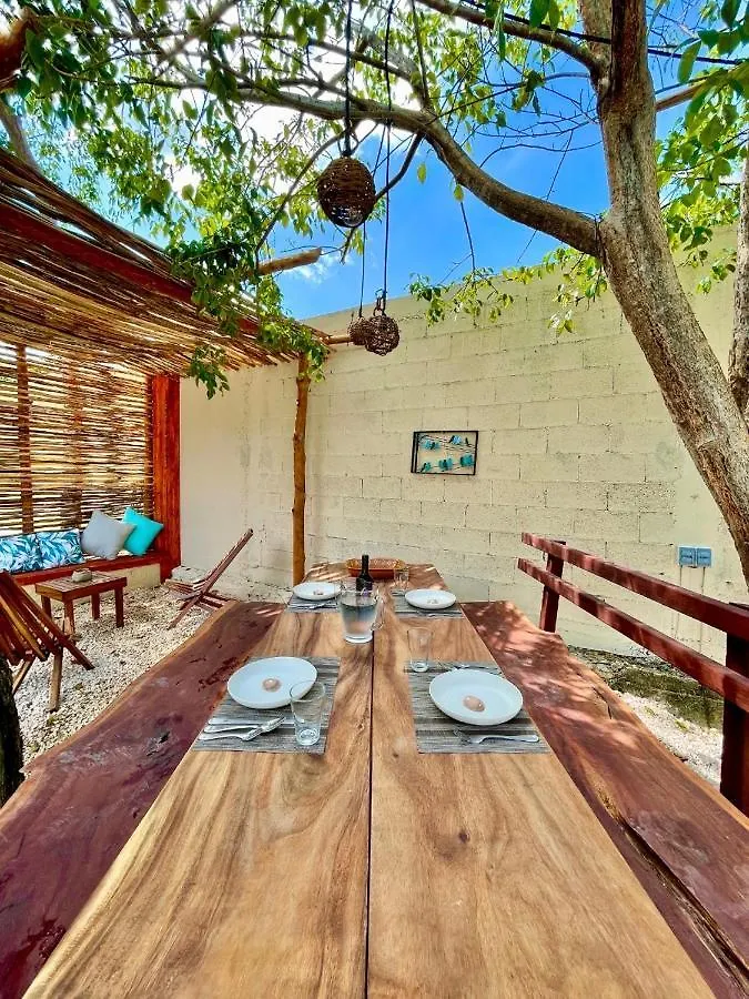 Baklis Apartments Tulum